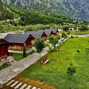 Villa Cntr Park, Valbone